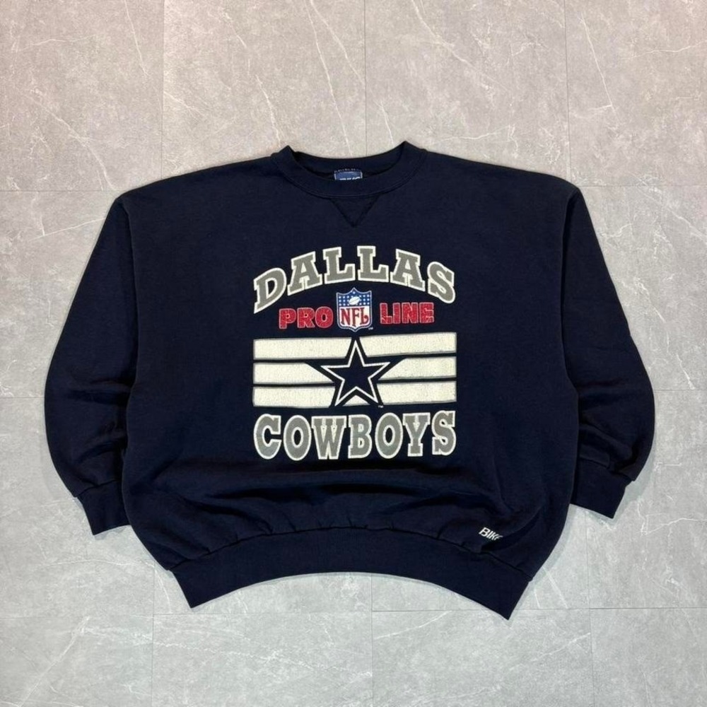 1990's Dallas Cowboys navy crewneck sweatshirt Size XL #NFL #cowboys